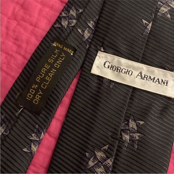 Giorgio Armani Men's Patterned Ties Set (3) - Picture 5 of 7
